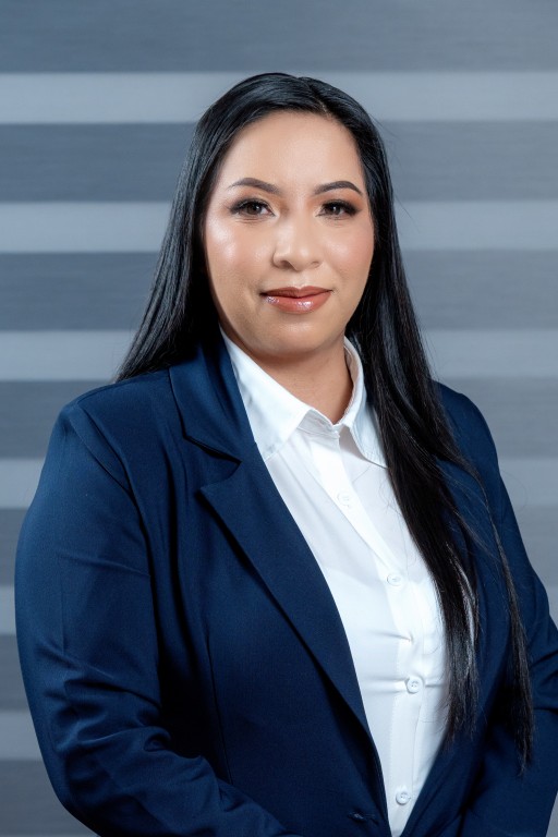 C. Eloina López Cruz